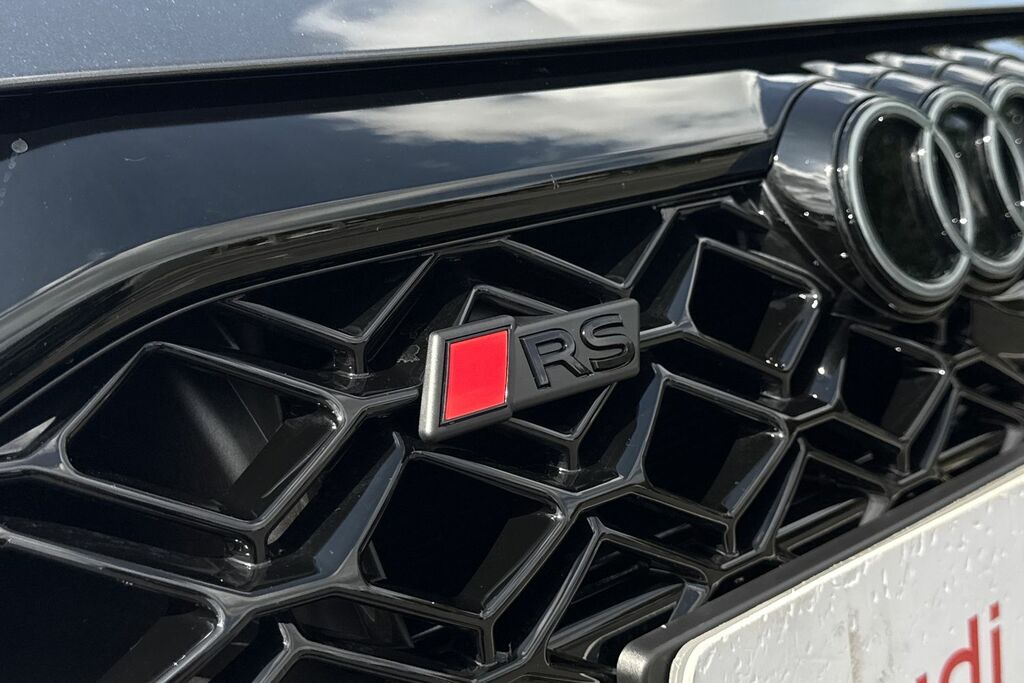 Audi RS3 2026 2.5 Tfsi Carbon Vorsprung Saloon S Grey #27