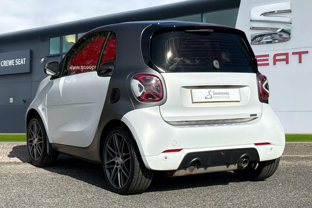 Smart Fortwo 0.9T Brabus Premium Twinamic Euro 6 Ss White #2