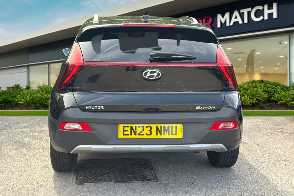 Hyundai Bayon 1.0 T-gdi Mhev Premium Dct Euro 6 Ss Black #4