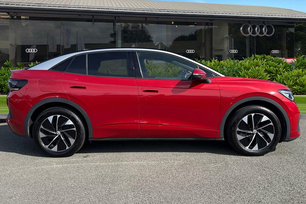 Volkswagen ID.5 Pro 77Kwh Style Red #3