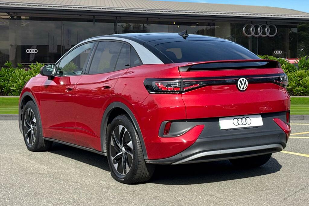 Volkswagen ID.5 Pro 77Kwh Style Red #2