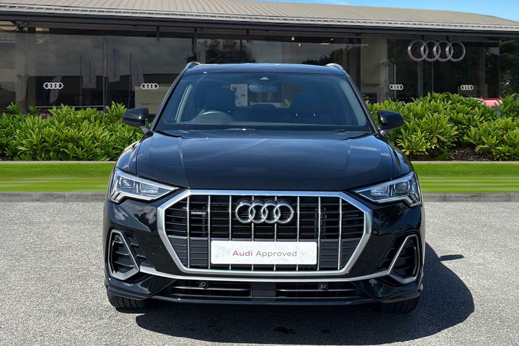 Audi Q3 S Line 40 Tdi Quattro 193 Ps S Tronic Black #5