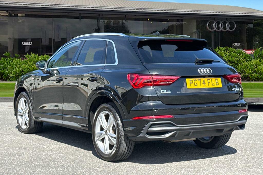 Audi Q3 S Line 40 Tdi Quattro 193 Ps S Tronic Black #2