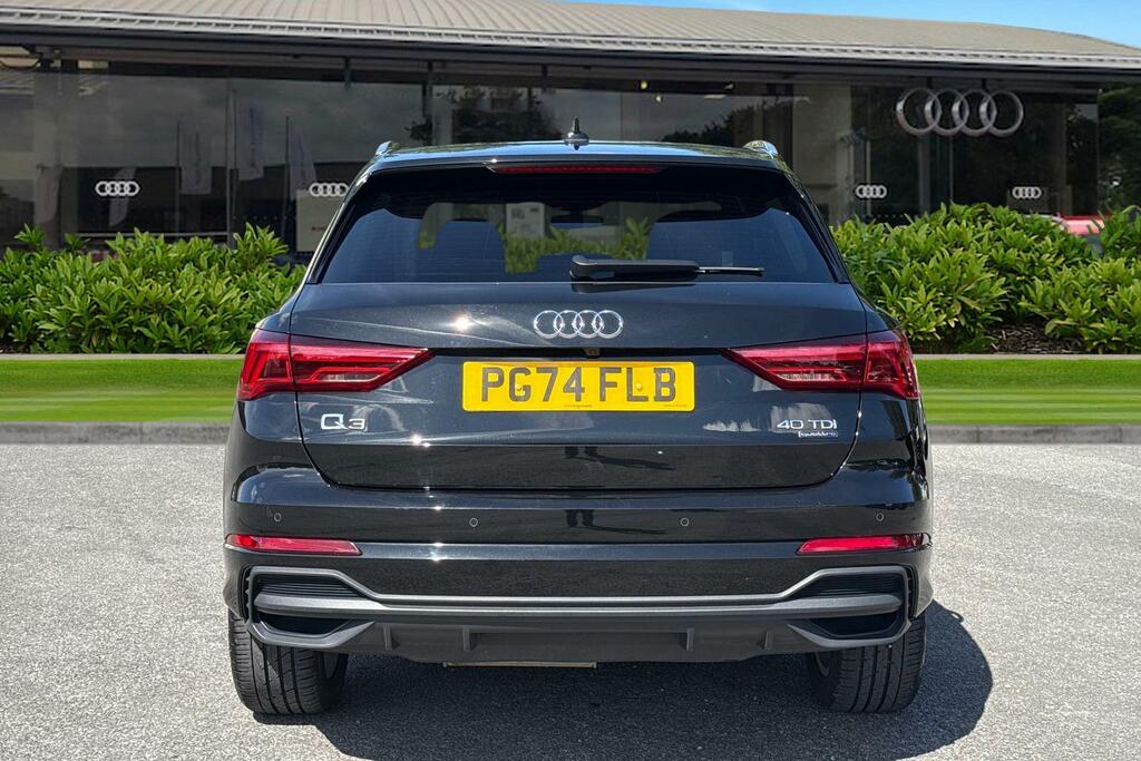 Audi Q3 S Line 40 Tdi Quattro 193 Ps S Tronic Black #4