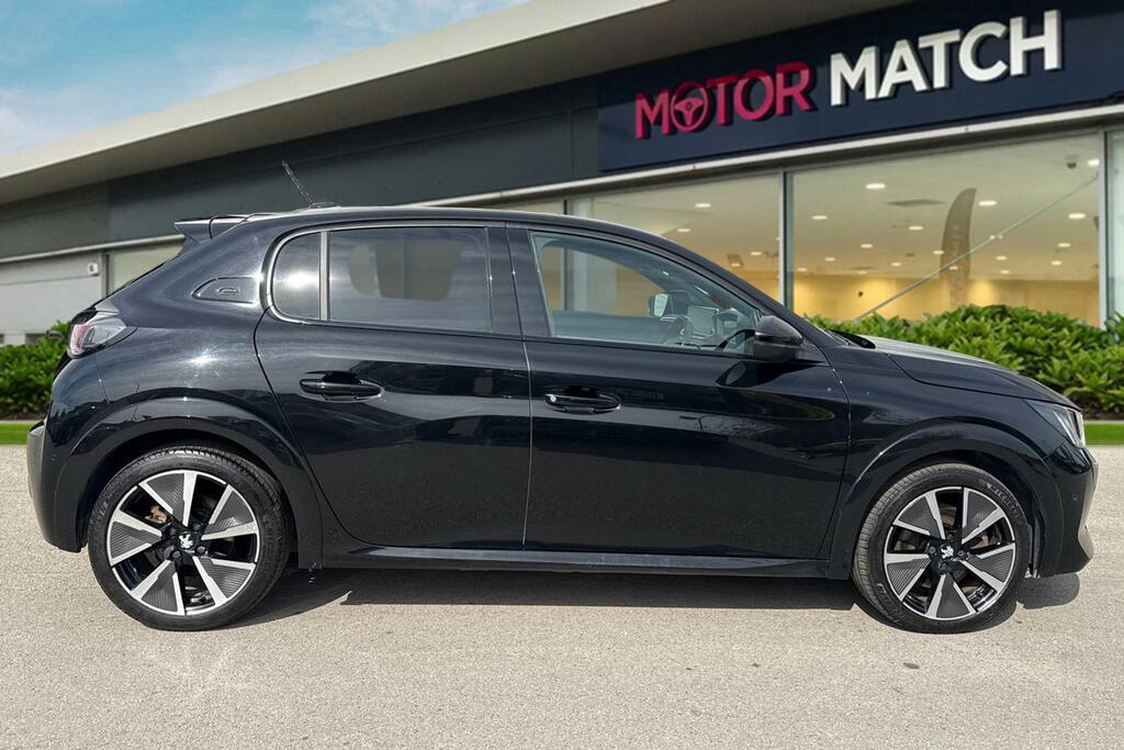 Peugeot e-208 50Kwh Gt Black #3
