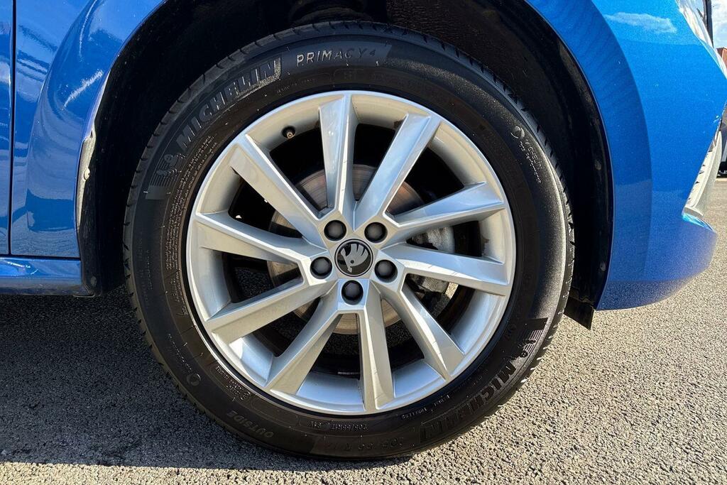 Skoda Kamiq 1.0 Tsi Monte Carlo Edition Red #23