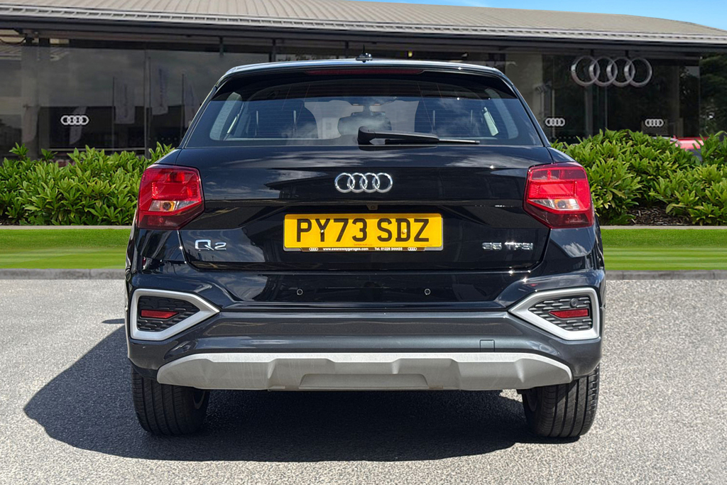 Audi Q2 Sport 35 Tfsi 150 Ps S Tronic PY73SDZ Black #4