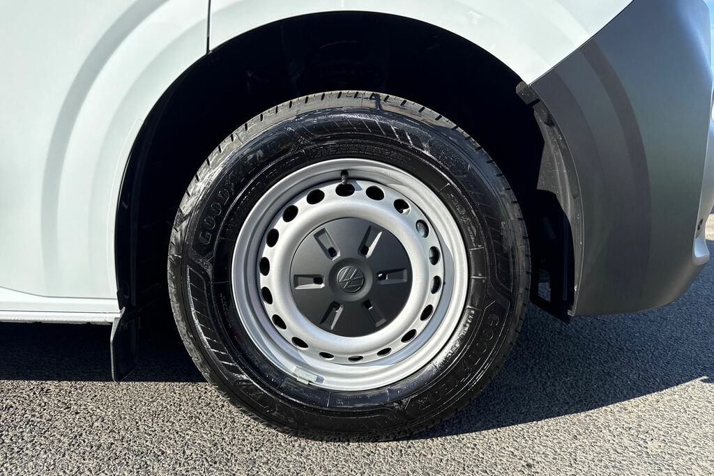 Volkswagen Transporter Volkswagen Transporter T32 Swb Diese 2.0 Tdi 170 C Black #11