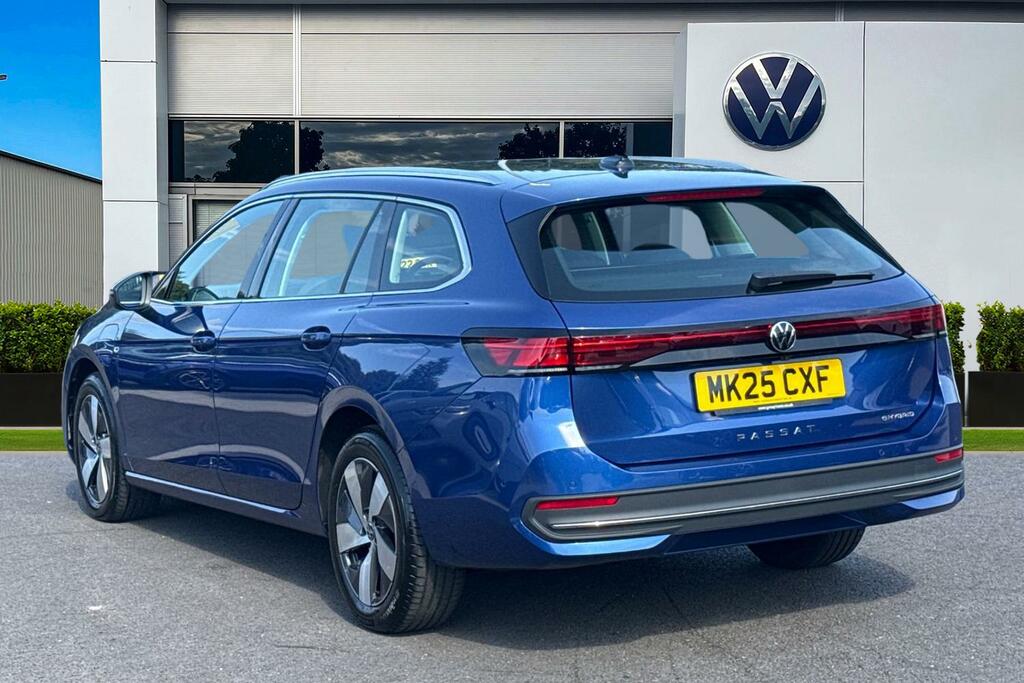 Volkswagen Passat 1.5 Tsi Ehybrid Life Dsg Blue #2