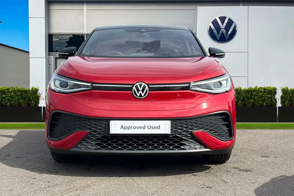 Volkswagen ID.5 210Kw Black Edition Pro 77Kwh Heat Pump, Infotain Red #5