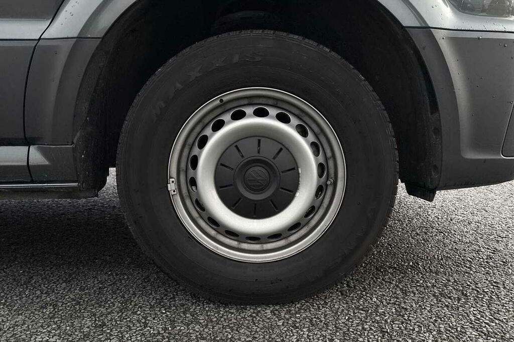 Volkswagen Crafter Cr35 Panel Van Commerce Plus Lwb 140 Ps 2.0 Tdi 8S Grey #5