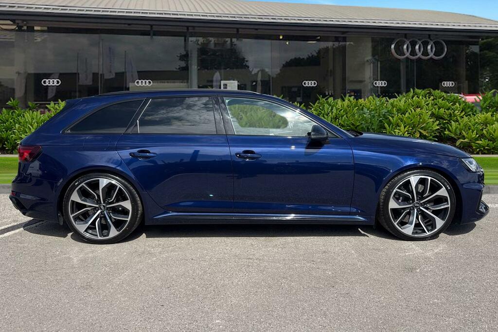 Audi RS4 Avant Rs 4 Avant 2.9 Tfsi Quattro 450 Ps Tiptronic Blue #3