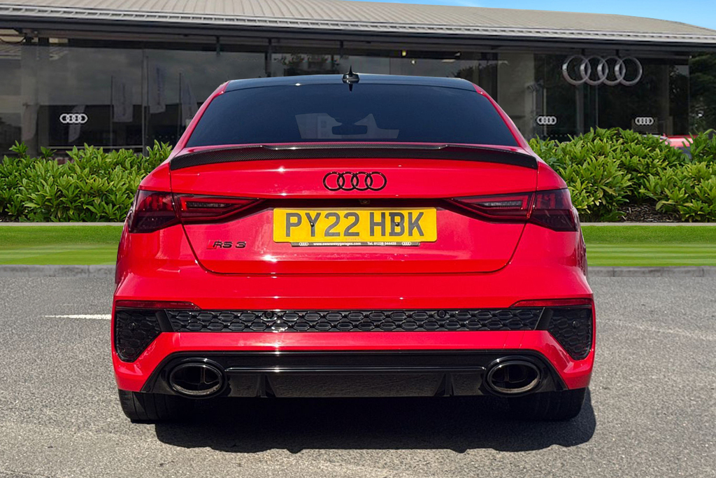 Audi RS3 Rs 3 Saloon Carbon Black 400 Ps S Tronic Red #4