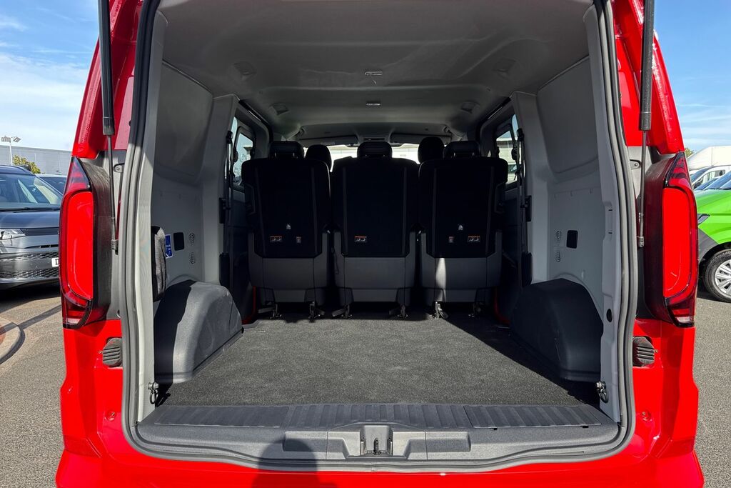 Volkswagen Transporter Sportline 2.5 Ehybrid Sportline Kombi Van Red #6