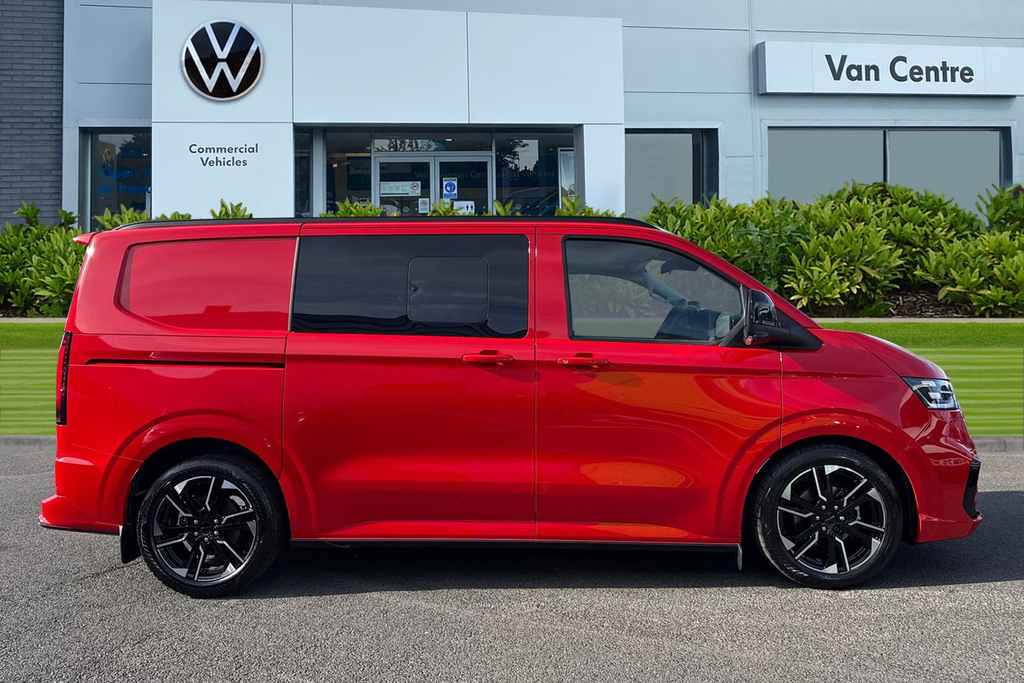 Volkswagen Transporter Sportline 2.5 Ehybrid Sportline Kombi Van Red #3