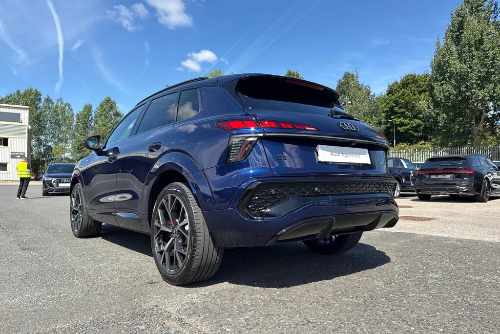 Audi Q3 1.5 Tfsi S Line Sportback S Tronic Euro Blue #37
