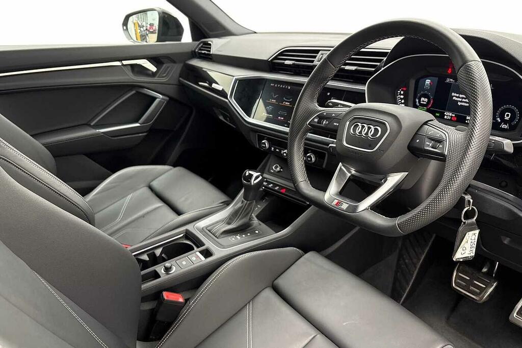 Audi Q3 Black Edition 35 Tfsi 150 Ps S Tronic Black #6