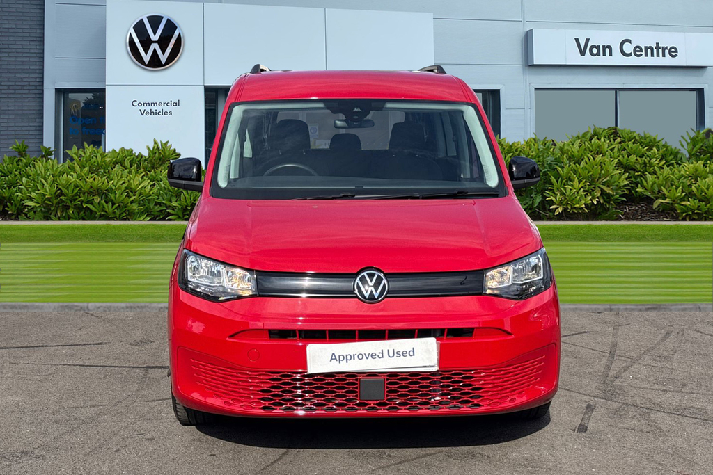 Volkswagen Caddy California Maxi 2.0 Tdi 122 Dsg Red #5