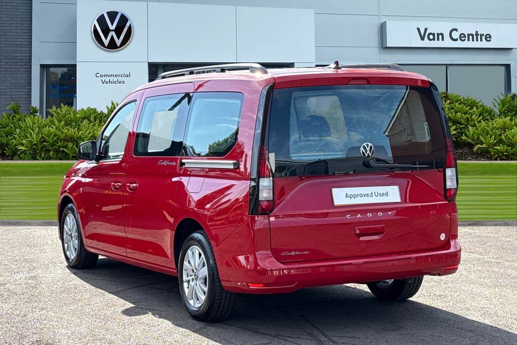 Volkswagen Caddy California Maxi 2.0 Tdi 122 Dsg Red #2