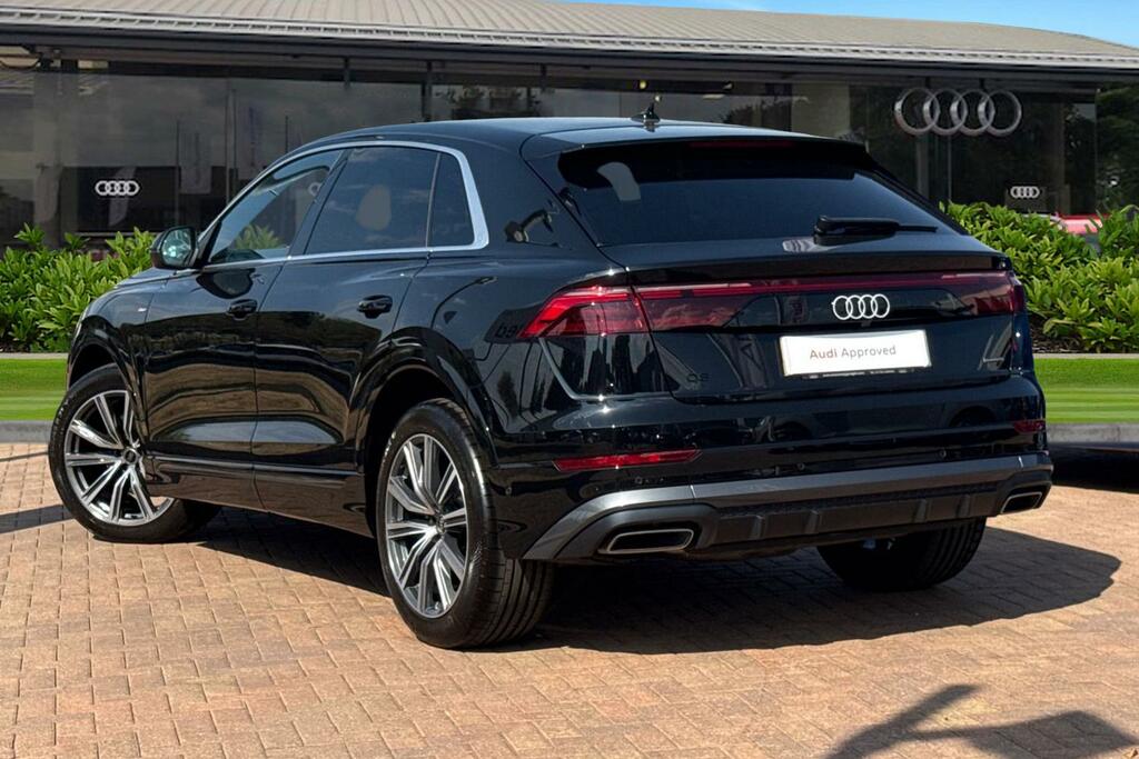 Audi Q8 Suv S Line Tfsi Quattro 340 Ps Tiptronic Black #2