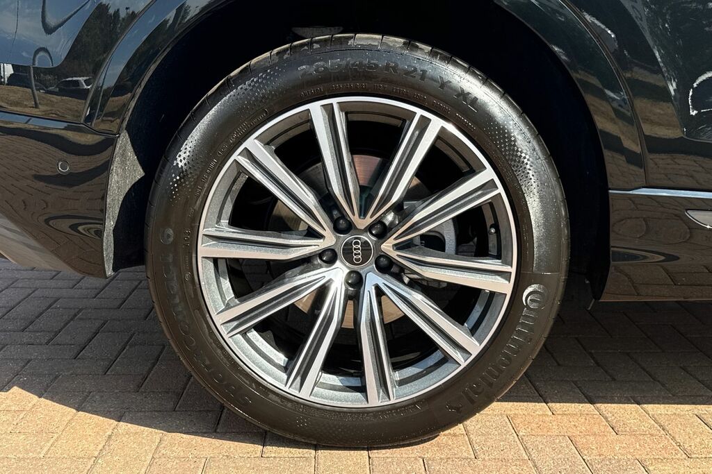 Audi Q8 Suv S Line Tfsi Quattro 340 Ps Tiptronic Black #6