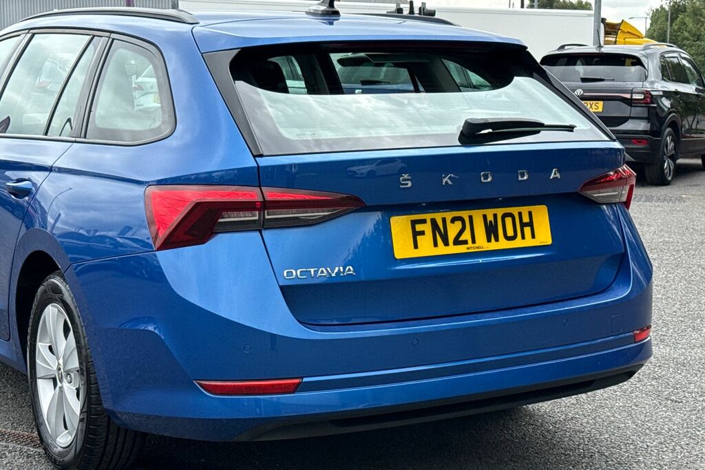 Skoda Octavia 2021 2.0 Tdi Se L Estate Euro 6 Silver #7