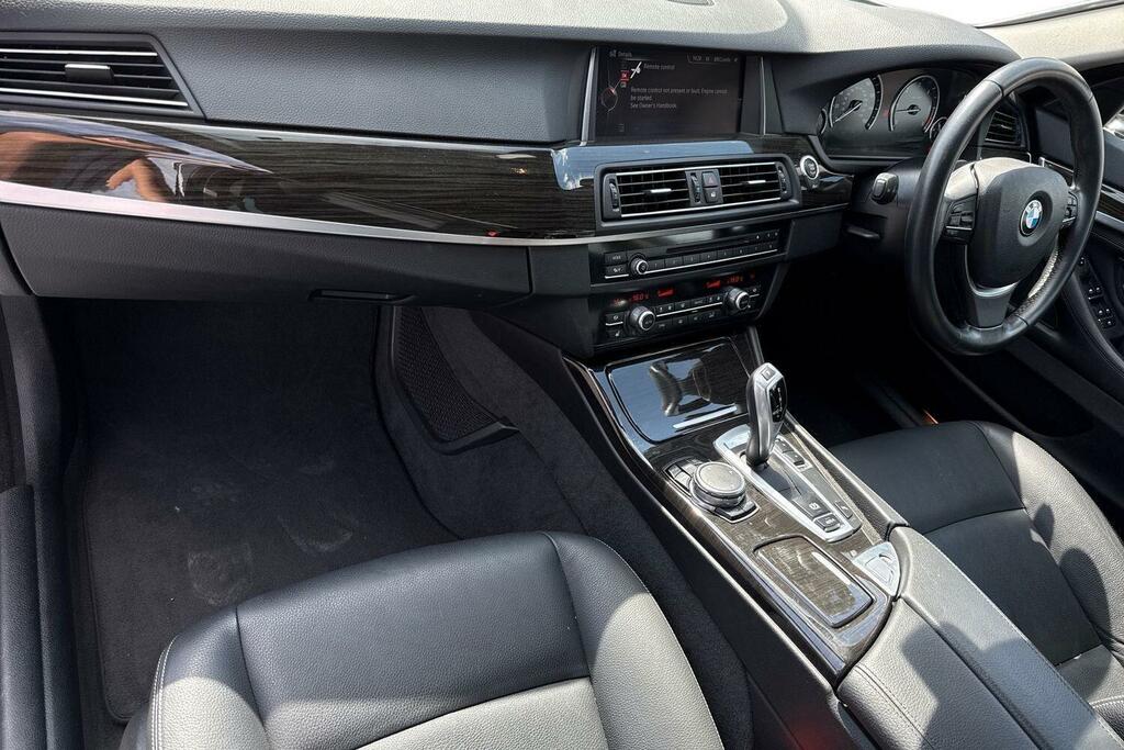 BMW 5 Series 3.0 530D Luxury Euro 6 Ss White #2