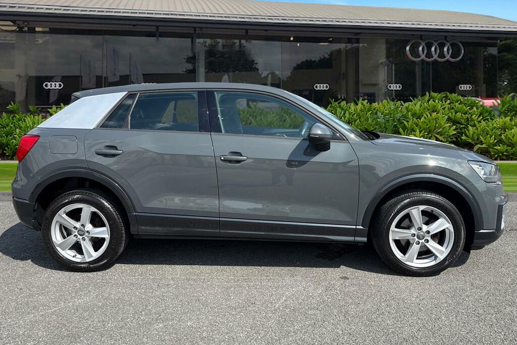Audi Q2 Sport 30 Tfsi 116 Ps 6-Speed Grey #3