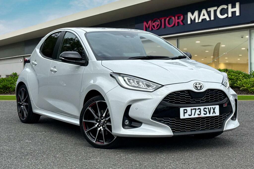 Toyota Yaris 1.5 Vvt-h Gr Sport E-cvt Euro 6 Ss Grey