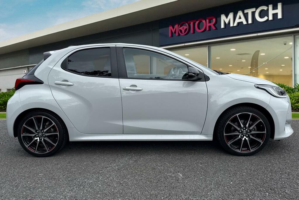 Toyota Yaris 1.5 Vvt-h Gr Sport E-cvt Euro 6 Ss PJ73SVX Grey #3