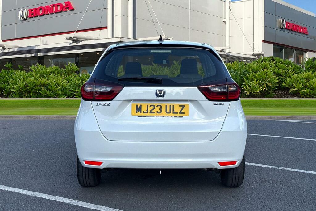 Honda Jazz 1.5 I-mmd Hybrid Se Ecvt White #5