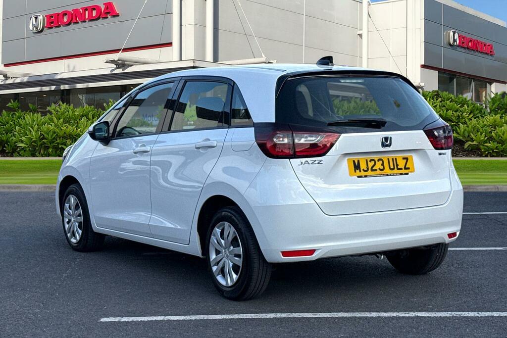 Honda Jazz 1.5 I-mmd Hybrid Se Ecvt White #2