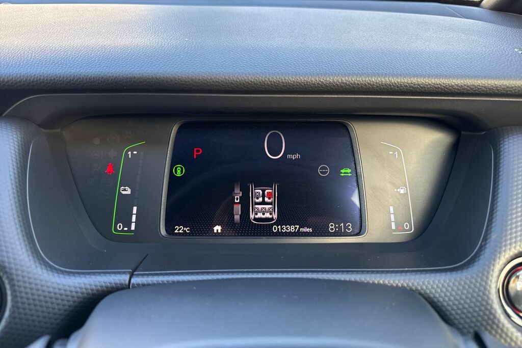 Honda Jazz 1.5 I-mmd Hybrid Crosstar Ex Ecvt Red #18