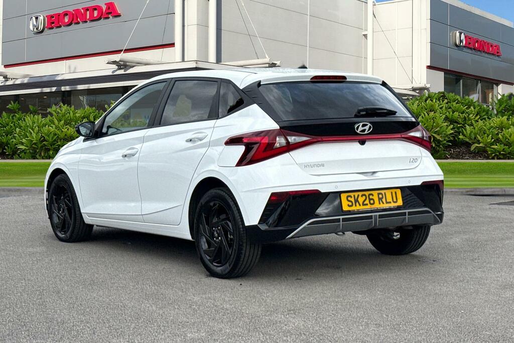 Hyundai I20 1.0T Gdi 90 Black Line Dct White #2