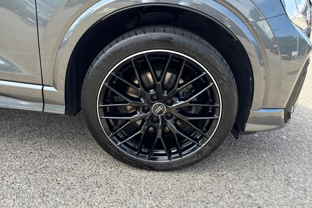 Audi Q2 Black Edition 35 Tfsi 150 Ps S Tronic Grey #6