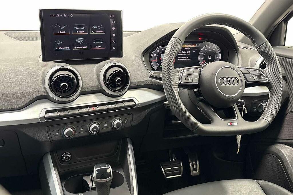 Audi Q2 Black Edition 35 Tfsi 150 Ps S Tronic Blue #2