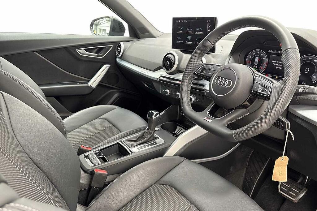 Audi Q2 Black Edition 35 Tfsi 150 Ps S Tronic Blue #6