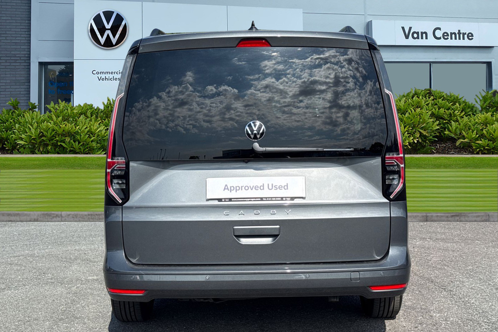 Volkswagen Caddy Maxi Life 2.0 Tdi 122 Life Dsg Tech Pack Grey #4