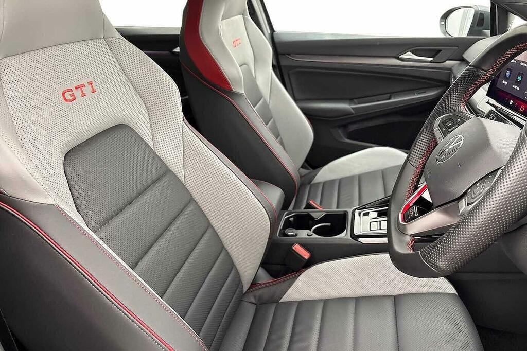 Volkswagen Golf Golf Hatch Gti Clubsport 2.0 Tsi 300 Ps 7-Speed Ds White #10