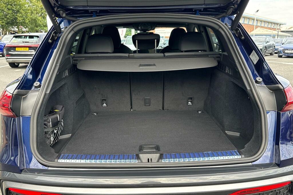 Audi Q5 2.0 Tdi Edition 1 S Tronic Quattro Euro 6 5-Door Red #9
