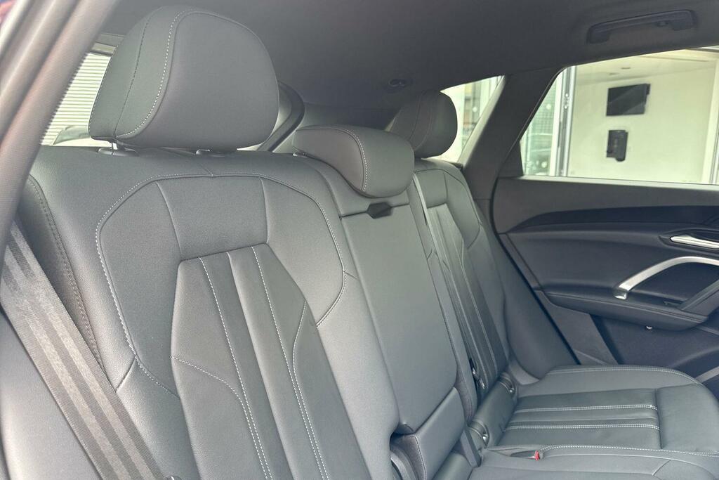 Audi Q5 2.0 Tdi Edition 1 S Tronic Quattro Euro 6 5-Door Red #13