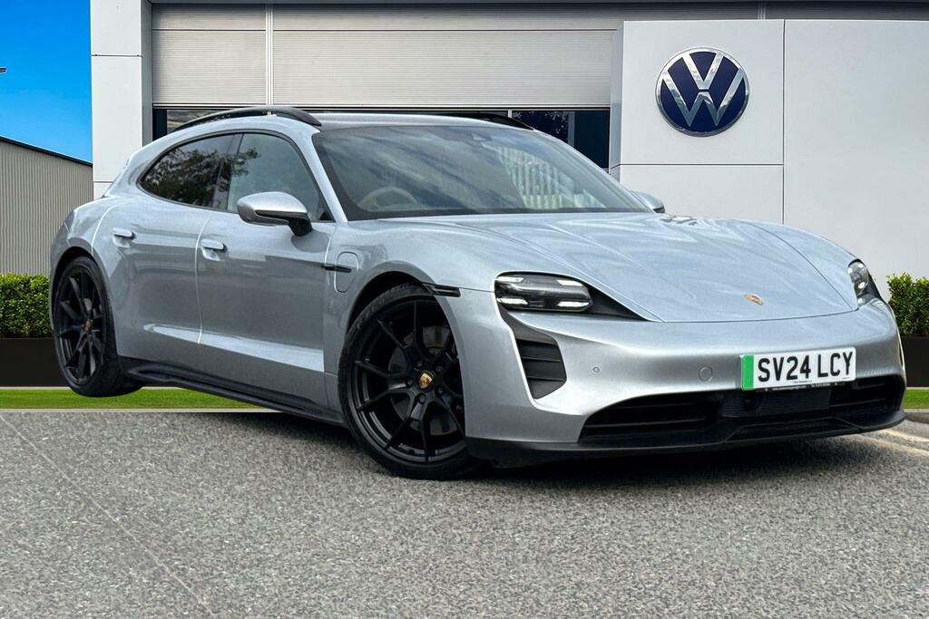 Porsche Taycan Performance Plus 93.4Kwh Gts Sport Turismo 4W Silver