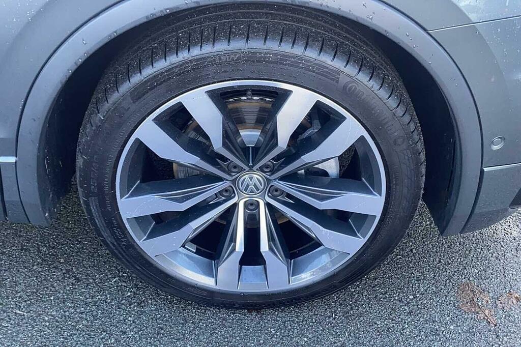 Volkswagen Tiguan 2.0 Tsi 190 4Motion R-line Tech Dsg Grey #5