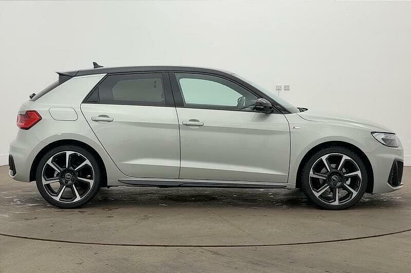 Audi A1 35 Tfsi Black Edition S Tronic Silver #3