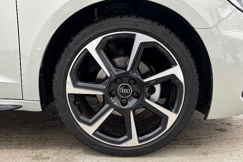 Audi A1 35 Tfsi Black Edition S Tronic Silver #4