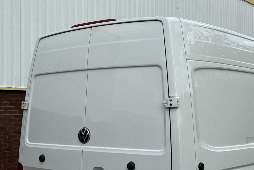 Volkswagen Crafter 2.0 Tdi Cr35 Commerce Fwd Mwb High Roof Euro 6 S White #33