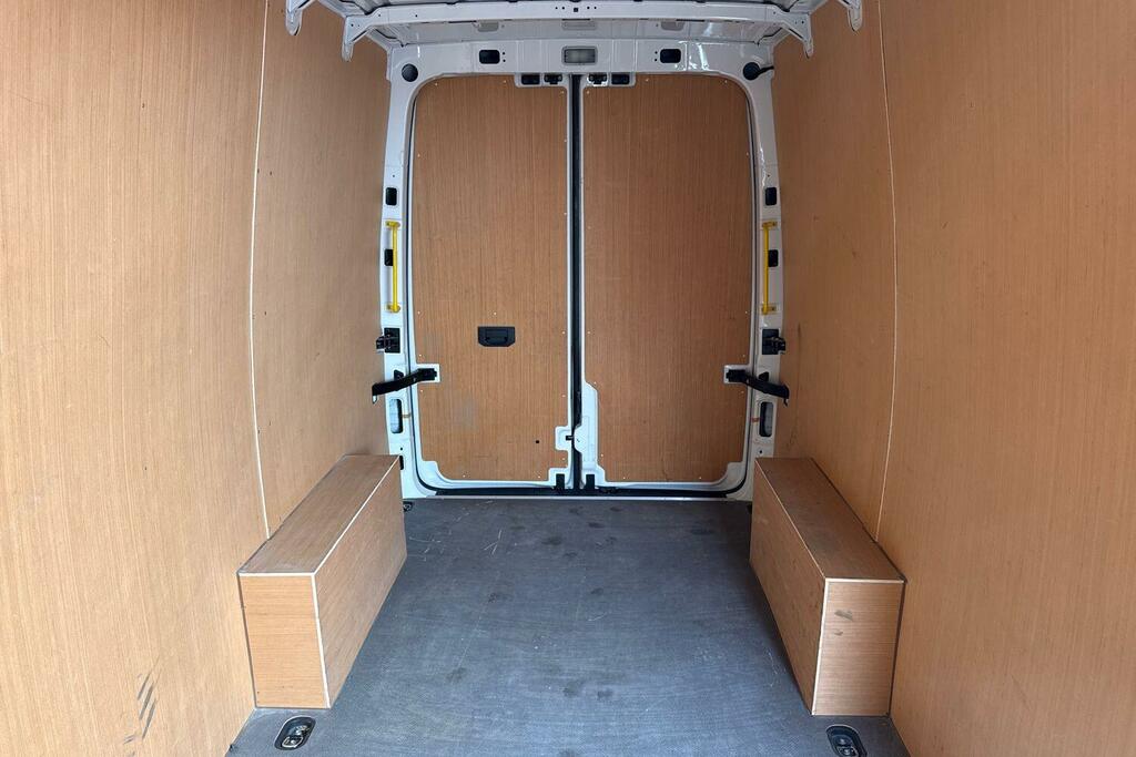 Volkswagen Crafter 2.0 Tdi 140Ps Commerce Business High Roof-2025-del White #12