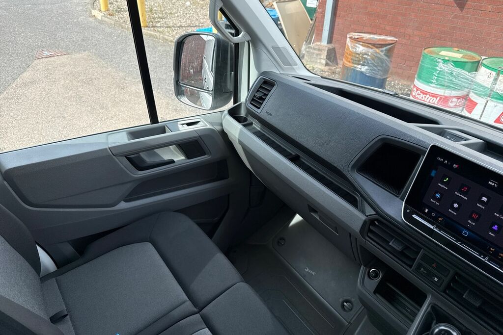 Volkswagen Crafter 2.0 Tdi Cr35 Commerce Fwd Mwb High Roof Euro 6 S White #19