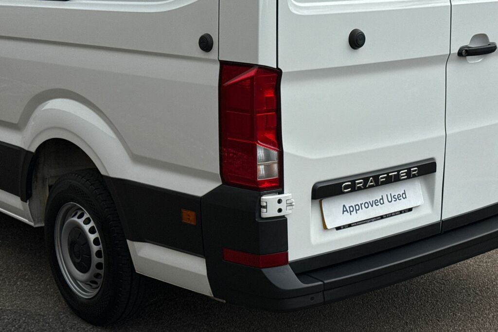 Volkswagen Crafter 2.0 Tdi Cr35 Commerce Fwd Mwb High Roof Euro 6 S White #7
