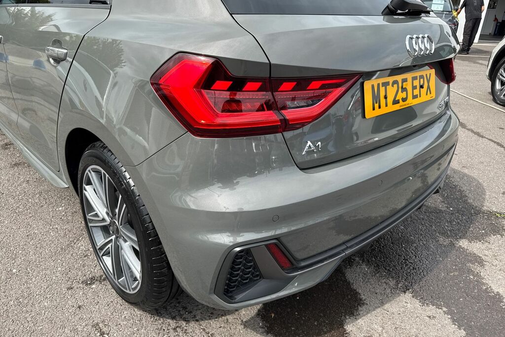 Audi A1 1.0 Tfsi 25 Sport Sportback S Tronic Euro 6 5-Door Blue #7